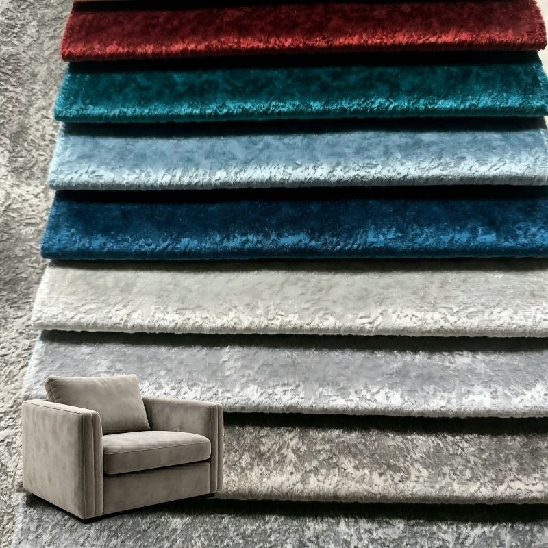 Divanınız Parlayan Məxmər Parçaya layiqdir